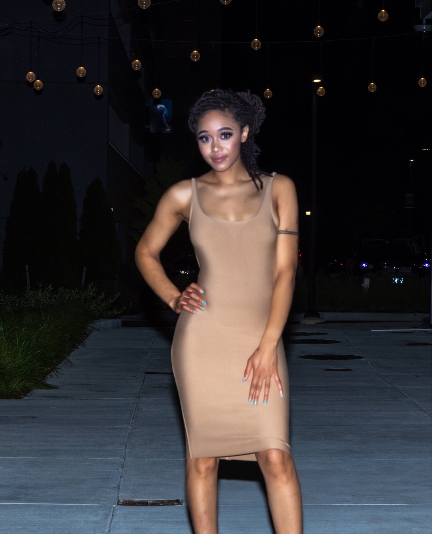 Caramel Round Neck Sleeveless Bodycon Dress XL Caramel Round Neck Sleeveless Bodycon Dress XL