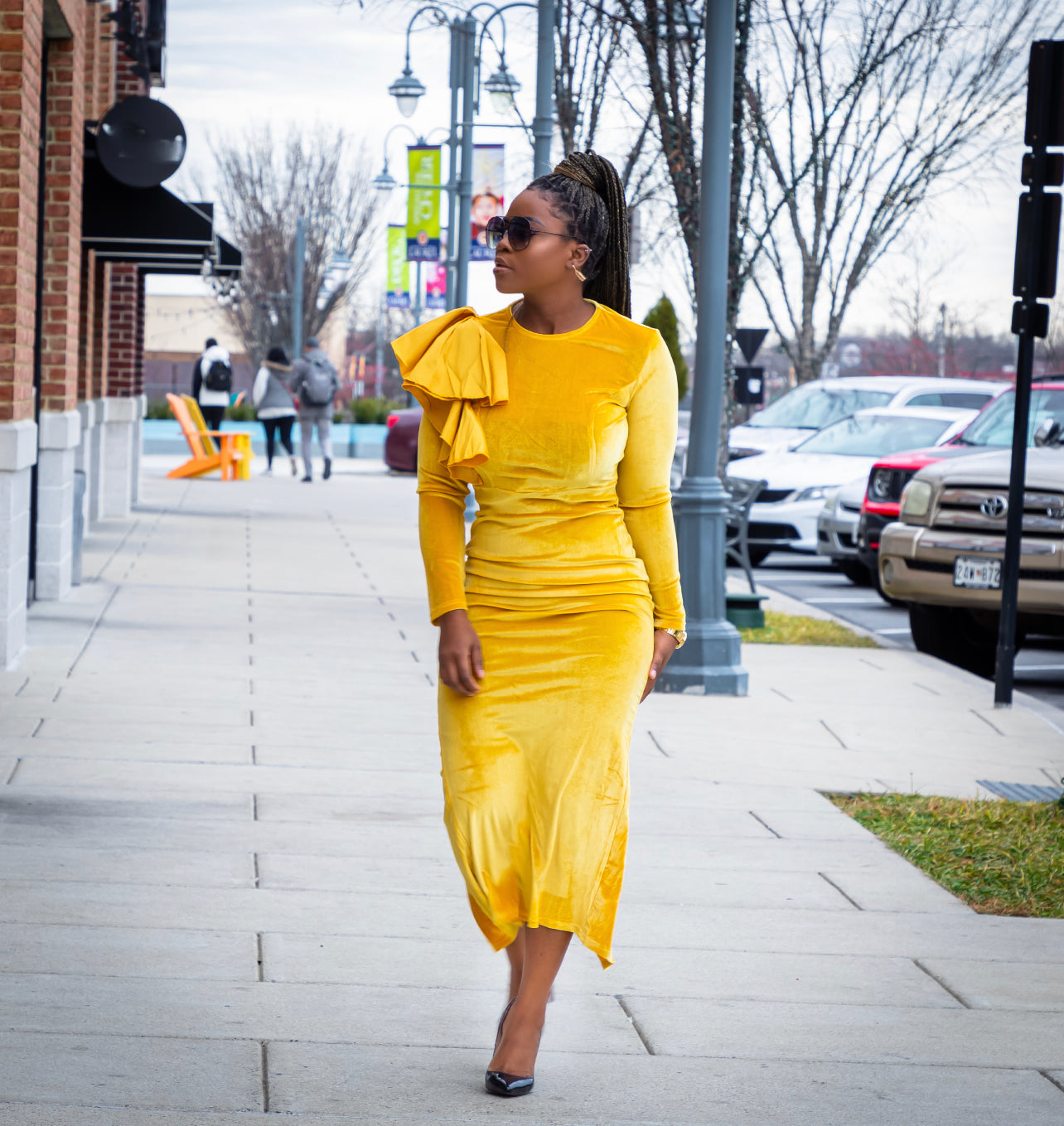 Yellow Velvet Draped Sleeve Bodycon Dress XL Yellow Velvet Draped Sleeve Bodycon Dress XL